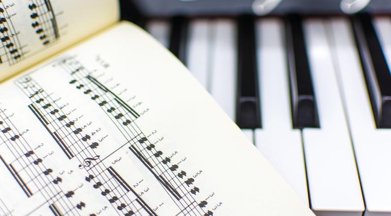 Guía de Lectura Musical para Principiantes: Pentagrama, Ritmo y Notas